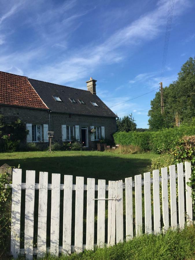 Bed and Breakfast No 3 Route De Lingramiere La Ferte-Mace Exteriér fotografie